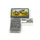 300032533 - Model Kit,1:48 Dt. Kettkrad w. jump starter