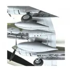 300061120 - Model Kit, 1:48 US P-38 F/G Lightning