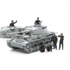 300035354 - Model kit,1:35 scale figure set Dt. Pz. crew (4+4)