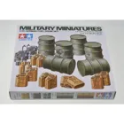 300035186 - Model Kit, 1:35 Diorama Set Dt. barrels canisters