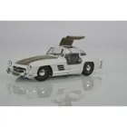 300024338 - Model Kit,1:24 Mercedes Benz 300SL Gullwing