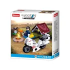 SL07160 - Motorcyclist camping