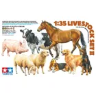 300035385 - 1:35 Diorama Set Pets Set 2 (8)